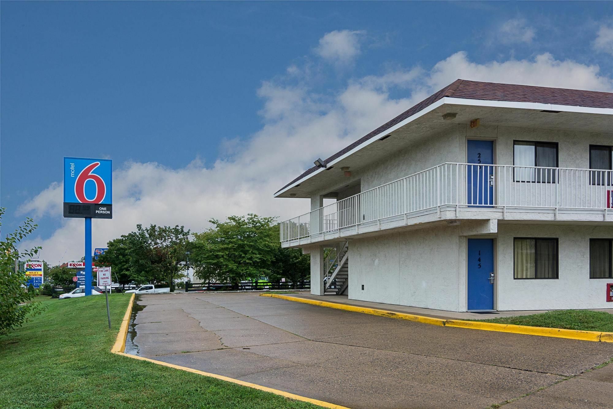 Motel 6 Fredericksburg, Va - North Exteriör bild